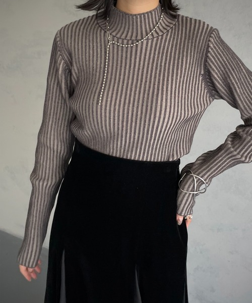 &g'aime（アンジェム）の「【&g’aime】二重臼ハイネックニット（ニット/セーター・レディース・チャコールグレー/ブラック/グレイッシュベージュ・FREE）」の2枚目の写真