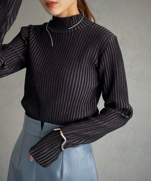 &g'aime（アンジェム）の「【&g’aime】二重臼ハイネックニット（ニット/セーター・レディース・チャコールグレー/ブラック/グレイッシュベージュ・FREE）」の7枚目の写真