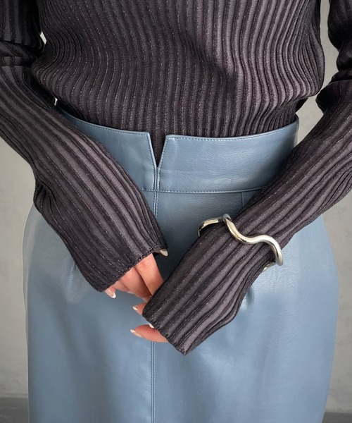 &g'aime（アンジェム）の「【&g’aime】二重臼ハイネックニット（ニット/セーター・レディース・チャコールグレー/ブラック/グレイッシュベージュ・FREE）」の9枚目の写真