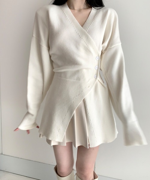 ELCY（エルシー）の「【ELCY】2WAYボタンニットトップスワンピース（ニット/セーター・レディース・ホワイト/ブラック/グレー・FREE）」の4枚目の写真