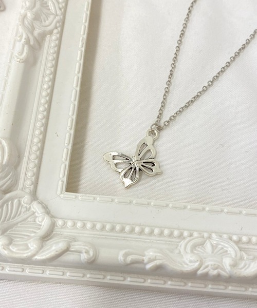 WEGO（ウィゴー）の「WEGO/プチペン (ネックレス)（ネックレス・レディース・その他4/その他2/その他3/その他1/その他5/その他8/その他6/その他10/その他11/その他7/その他9/その他13/その他12/その他19/その他15/その他16/その他18/その他14/その他17/その他22/その他20/その他21/その他23/その他24/その他25/その他26/その他27/その他28/その他29/その他30/その他32/その他31/その他34/その他33/その他35/A/B/G/F/E/D/C/H/J/K/I/M/N/O/L/P/R/S/T/U/V/W/Q/シルバー系その他6/Y/シルバー/シルバー系その他2/シルバー系その他4/その他/シルバー系その他/Z/シルバー系その他3/シルバー系その他5/X/シルバー系その他7・FREE）」の14枚目の写真