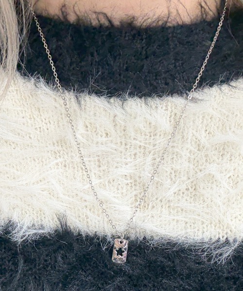 WEGO（ウィゴー）の「WEGO/プチペン (ネックレス)（ネックレス・レディース・その他4/その他2/その他3/その他1/その他5/その他8/その他6/その他10/その他11/その他7/その他9/その他13/その他12/その他19/その他15/その他16/その他18/その他14/その他17/その他22/その他20/その他21/その他23/その他24/その他25/その他26/その他27/その他28/その他29/その他30/その他32/その他31/その他34/その他33/その他35/A/B/G/F/E/D/C/H/J/K/I/M/N/O/L/P/R/S/T/U/V/W/Q/シルバー系その他6/Y/シルバー/シルバー系その他2/シルバー系その他4/その他/シルバー系その他/Z/シルバー系その他3/シルバー系その他5/X/シルバー系その他7・FREE）」の10枚目の写真