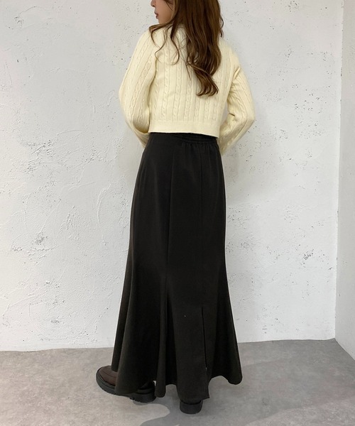 apres jour mignon(アプレジュールミニョン)の「刺繍入りケーブルニット【ZOZOTOWN限定アイテム】(ニット/セーター・レディース・モカ/アイボリー/ブラック・X-LARGE/フリー)」の10枚目の写真
