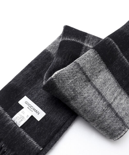 NOLLEY'S goodman(ノーリーズグッドマン)の「Wフェイスウールカシミヤチェックマフラー アラシャンカシミヤ混 30cm幅(マフラー・メンズ・ブラック/イエロー/グリーン/グレー・FREE)」の10枚目の写真
