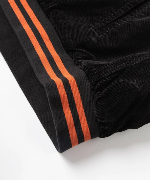 Carhartt WIP（カーハートダブリューアイピー）の「【Carhartt/カーハート】ビッグシルエット コーデュロイ スタジアムジャケット/ 裏地キルト ブルゾン/CARHARTT LETTERMAN JACKET（ブルゾン・メンズ・ダークグリーン/ブラック/ダークネイビー・M/L/XL）」の10枚目の写真