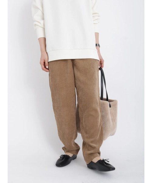 Samansa Mos2 blue(サマンサモスモスブルー)の「コーデュロイテーパードパンツ(その他パンツ・レディース・ミント/モカ/キナリ/ダークブラウン・フリ-)」の9枚目の写真