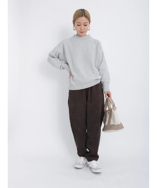 Samansa Mos2 blue(サマンサモスモスブルー)の「コーデュロイテーパードパンツ(その他パンツ・レディース・ミント/モカ/キナリ/ダークブラウン・フリ-)」の17枚目の写真