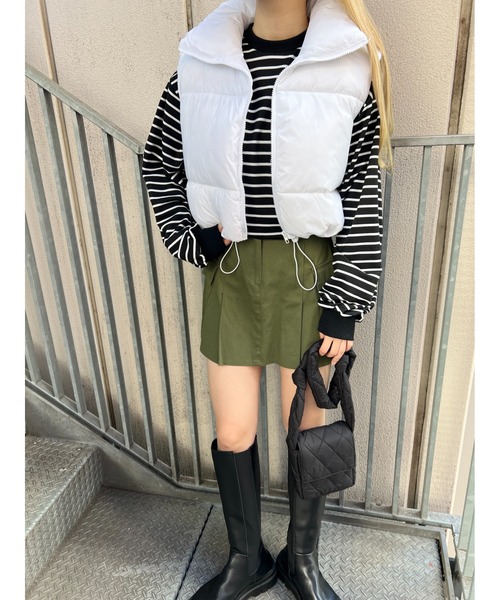 WC(ダブル シー)の「コンパクトダウンライクベスト(ダウンベスト・レディース・ホワイト/ブラック/ベージュ・FREE)」の7枚目の写真