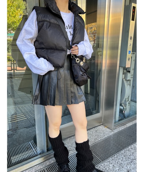 WC(ダブル シー)の「コンパクトダウンライクベスト(ダウンベスト・レディース・ホワイト/ブラック/ベージュ・FREE)」の14枚目の写真