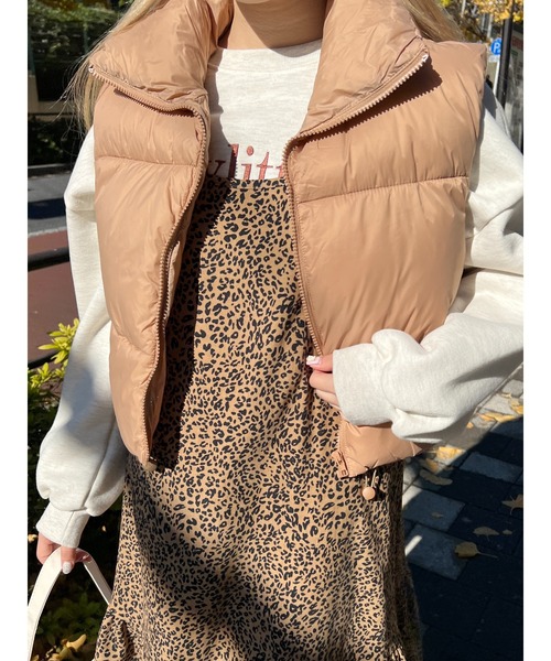 WC(ダブル シー)の「コンパクトダウンライクベスト(ダウンベスト・レディース・ホワイト/ブラック/ベージュ・FREE)」の15枚目の写真