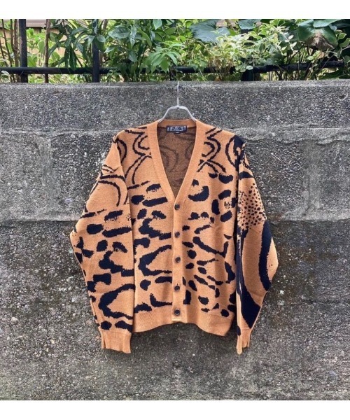 bal(バル)の「【BAL】バル JACQUARD WOOL CARDIGAN(カーディガン/ボレロ・メンズ・ブラウン系その他・LARGE/MEDIUM)」の3枚目の写真
