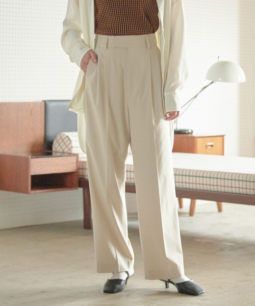 LOWRYS FARM（ローリーズファーム）の「スタイルＵＰハイウエストワイドパンツ　177914（その他パンツ・レディース・グリーン/グレー/ブラック/アイボリー・X-SMALL/SMALL/MEDIUM/LARGE）」の2枚目の写真