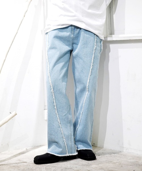 G.O.C(ジーオーシー)の「フリンジ カッティング ワイド ストレート デニム(デニムパンツ・メンズ・ブルー/インディゴブルー/ブラック/ブルー系その他/ブラック系その他・LARGE/MEDIUM)」の8枚目の写真