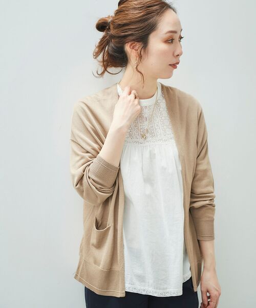 le.coeur blanc(ルクールブラン)の「カシリーレーヨン長袖カーディガン(カーディガン/ボレロ・レディース・ライトグレー/ネイビー/ライトグリーン/モカ・38)」の7枚目の写真