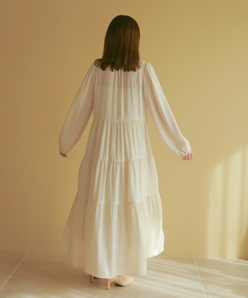 N WITH.（エヌウィズ）の「ティアードシアーロングワンピース（ワンピース・レディース・ホワイト/ブルー・FREE）」の14枚目の写真