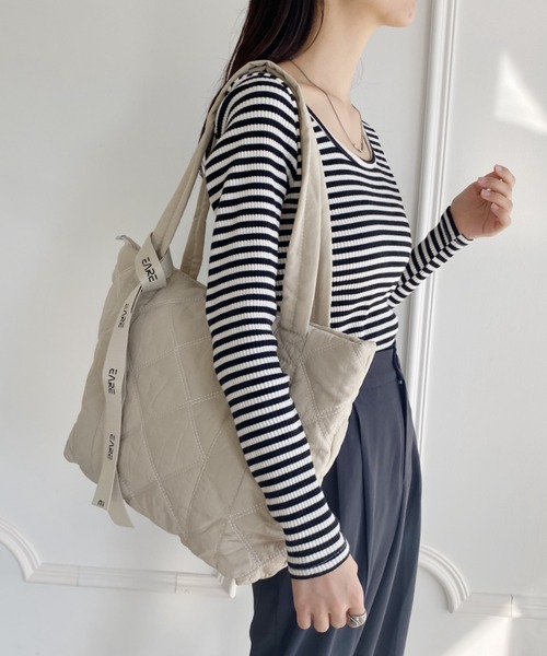 wears(ウェアーズ)の「キルティングトートバッグ(トートバッグ・レディース・アイボリー/ブラック・FREE)」の16枚目の写真
