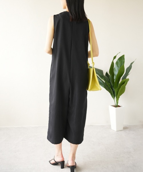 IAMUSE（アイアミューズ）の「ライトシャークスキン2wayオールインワン S0956【IAMUSE】（つなぎ/オールインワン・レディース・ブラック/モカ・FREE）」の12枚目の写真