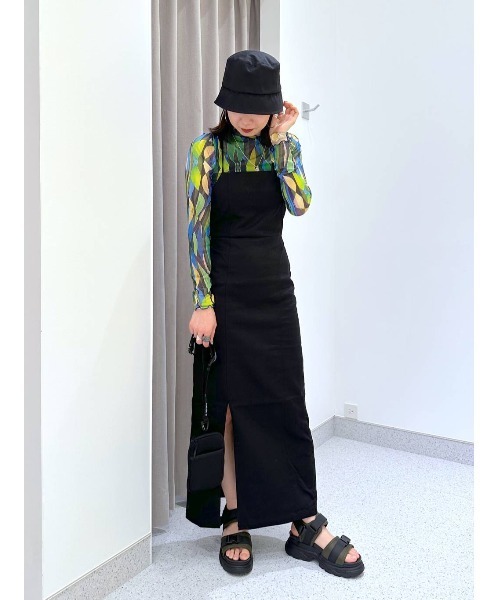 FOREVER 21(フォーエバー トゥエンティーワン)の「Iラインキャミワンピース(ワンピース・レディース・ブルー/ブラック/グレー系その他/ホワイト・MEDIUM/SMALL)」の21枚目の写真
