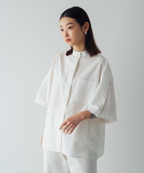 russet(ラシット)の「《qurumu》スリットスリーブシャツ(O-071)(シャツ/ブラウス・レディース・ホワイト系その他/ホワイト/ブルー系その他・FREE)」の1枚目の写真