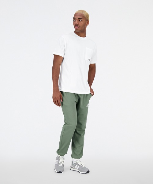 NEW BALANCE(ニューバランス)の「NB Essentials ポケット ショートスリーブTシャツ(Tシャツ/カットソー・メンズ・ライトグレー/ブラック/ホワイト・X-LARGE/SMALL/LARGE/MEDIUM/XX-LARGE)」の11枚目の写真