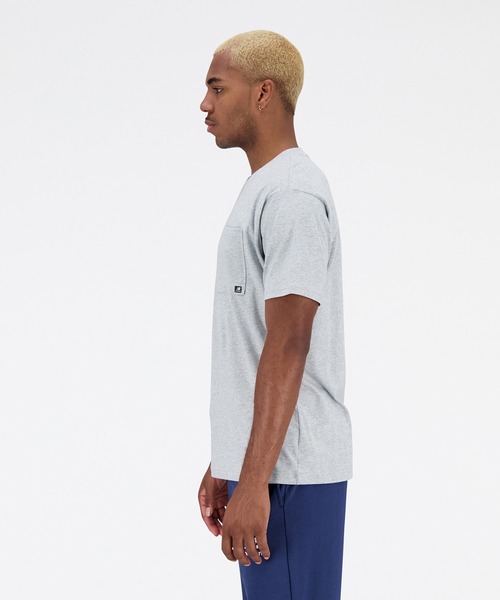 NEW BALANCE(ニューバランス)の「NB Essentials ポケット ショートスリーブTシャツ(Tシャツ/カットソー・メンズ・ライトグレー/ブラック/ホワイト・X-LARGE/SMALL/LARGE/MEDIUM/XX-LARGE)」の18枚目の写真