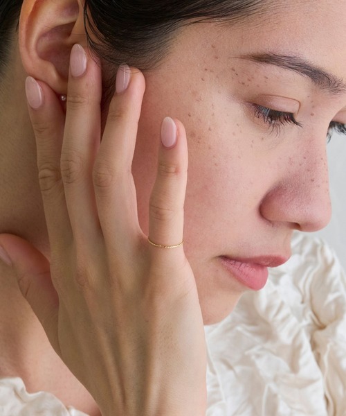 JUPITER（ジュピター）の「【シリーズ累計販売 1500本突破！】【K18】ベーシックスリムピンキーリング/金属アレルギー対応<動画あり><1号～5号>（リング・レディース・イエローゴールド・#3/#1/#5）」の9枚目の写真