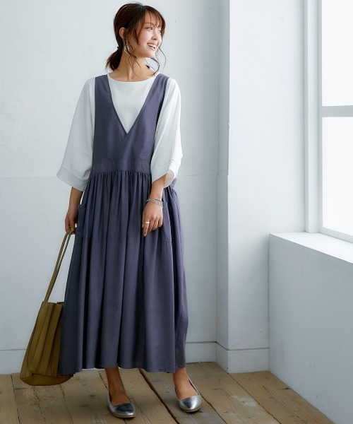 nissen（ニッセン）の「綿１００％バスクドルマントップス（７分袖）（Tシャツ/カットソー・レディース・オフホワイト/ブラック/グリーン/グレイッシュベージュ・S～Ｍ/L～LL）」の9枚目の写真