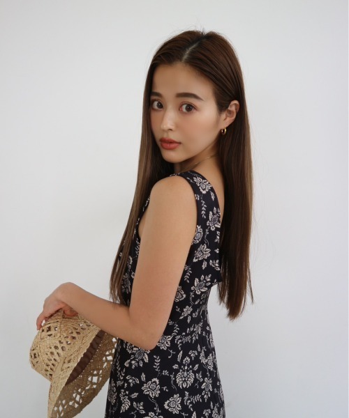 TRUNC（トランクエイティーエイト）の「Center Tuck Flare Dress（ワンピース・レディース・テラコッタ/ブラック系その他・FREE）」の3枚目の写真