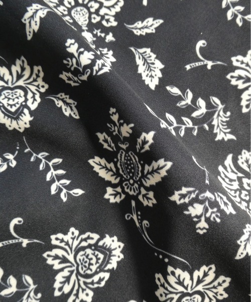 TRUNC（トランクエイティーエイト）の「Center Tuck Flare Dress（ワンピース・レディース・テラコッタ/ブラック系その他・FREE）」の5枚目の写真