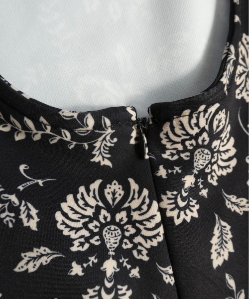 TRUNC（トランクエイティーエイト）の「Center Tuck Flare Dress（ワンピース・レディース・テラコッタ/ブラック系その他・FREE）」の6枚目の写真