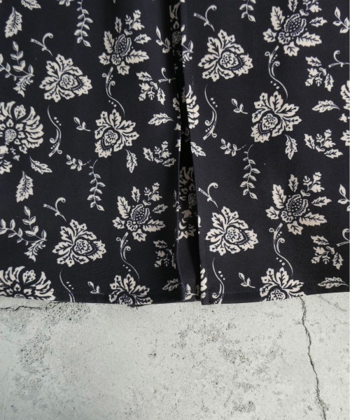 TRUNC（トランクエイティーエイト）の「Center Tuck Flare Dress（ワンピース・レディース・テラコッタ/ブラック系その他・FREE）」の19枚目の写真