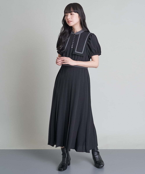 A de a.v.v（アードアー・ヴェ・ヴェ）の「配色バインダーセーラーカラープリーツワンピ（ワンピース・レディース・ベージュ/ブラック・38/36）」の7枚目の写真