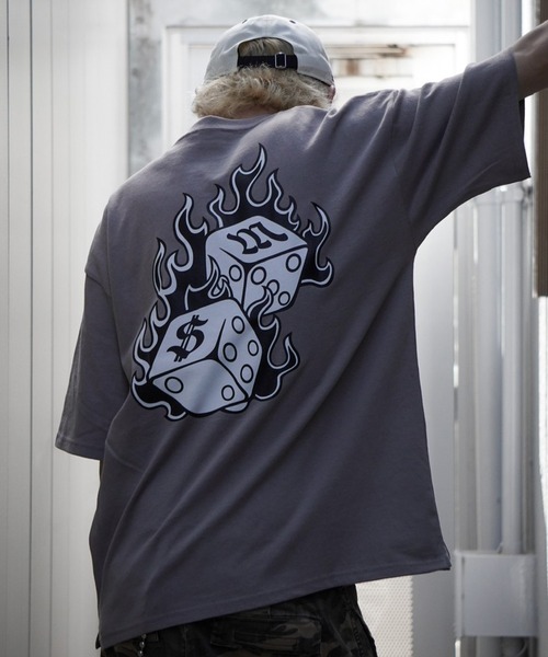 FRUIT OF THE LOOM（フルーツオブザルーム）の「FRUIT OF THE LOOM x MFC STORE DICE FLAME S/S TEE（Tシャツ/カットソー・メンズ・インディゴブルー/サックスブルー/ホワイト/ブラック/グレー系/ピンク系・M/XL/L）」の4枚目の写真