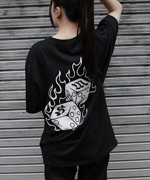 FRUIT OF THE LOOM（フルーツオブザルーム）の「FRUIT OF THE LOOM x MFC STORE DICE FLAME S/S TEE（Tシャツ/カットソー・メンズ・インディゴブルー/サックスブルー/ホワイト/ブラック/グレー系/ピンク系・M/XL/L）」の3枚目の写真