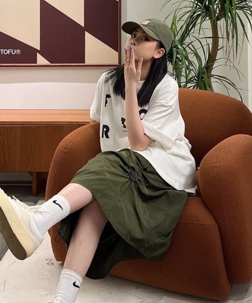 Vipoa(ヴィポア)の「City design logo T-shirt(Tシャツ/カットソー・レディース・ホワイト・FREE)」の6枚目の写真