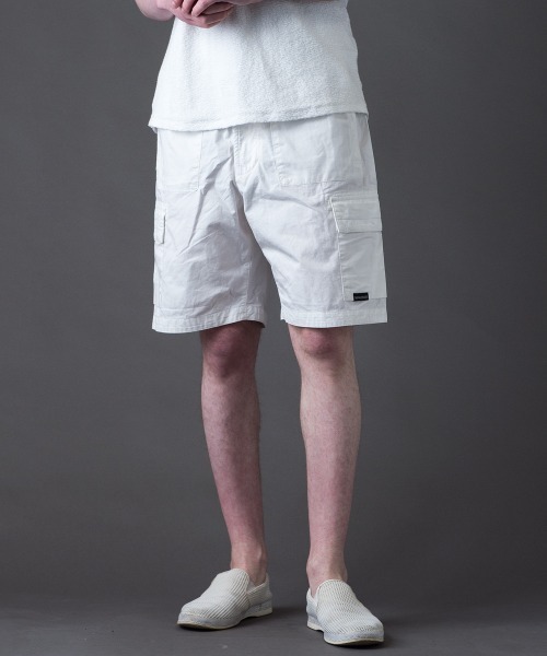Buffalo Bobs(バッファローボブズ)の「ESERCITO-SHORTS(エジルチト ショーツ)タクティカル カーゴショーツ(カーゴパンツ・メンズ・ホワイト/ブラック/オリーブ・1-2/2-3)」の4枚目の写真