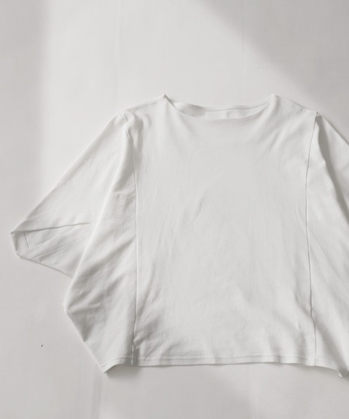 antiqua(アンティカ)の「綿100%ボートネックドルマントップス(Tシャツ/カットソー・レディース・ブラック/オフホワイト・FREE)」の20枚目の写真
