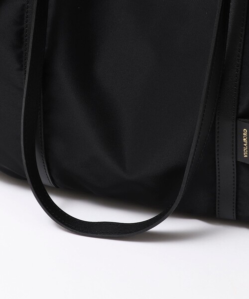 VIOLAd'ORO（ヴィオラドーロ）の「【VIOLAｄ’ORO/ ヴィオラドーロ】◇【WEB限定】バンブーハンドル3WAYナイロン巾着バッグ（ショルダーバッグ・レディース・ブラック・FREE）」の8枚目の写真