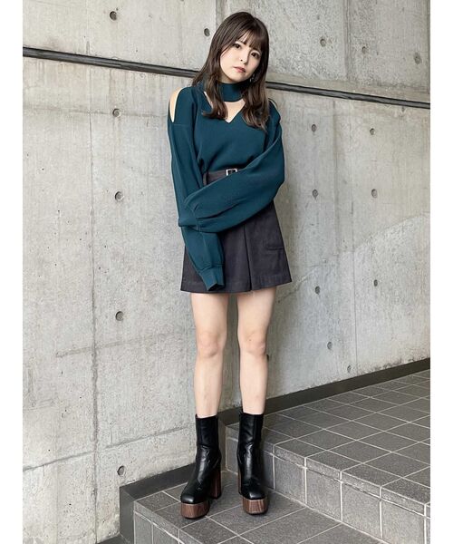 MURUA(ムルーア)の「チョーカーニット(ニット/セーター・レディース・アイボリー/グリーン/パープル/ブラック・FREE)」の8枚目の写真