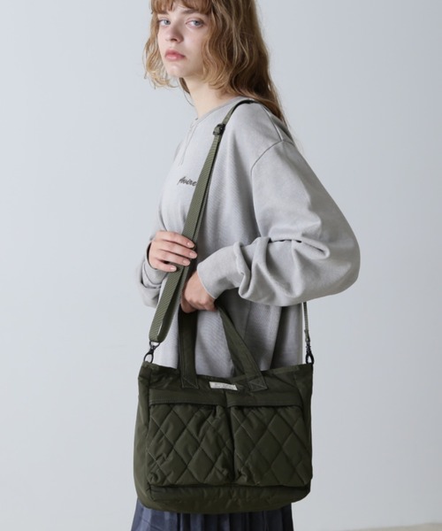 AVIREX（アヴィレックス）の「【直営店限定】NYLON MINI TOTE BAG/ ナイロンミニトートバッグ（トートバッグ・レディース・ブラック/オリーブ/レッド・FREE）」の3枚目の写真