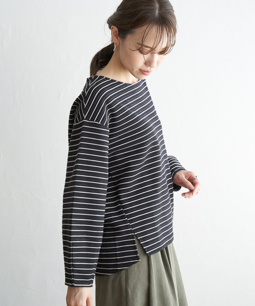 ikka(イッカ)の「リップル袖切り替え長袖プルオーバー(Tシャツ/カットソー・レディース・オフホワイト/ブラック/ネイビー/グレー・M/S/L)」の15枚目の写真