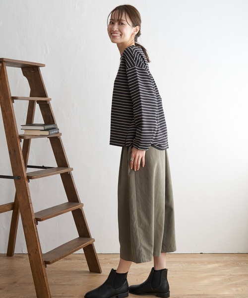 ikka(イッカ)の「リップル袖切り替え長袖プルオーバー(Tシャツ/カットソー・レディース・オフホワイト/ブラック/ネイビー/グレー・M/S/L)」の7枚目の写真