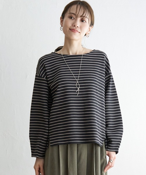 ikka(イッカ)の「リップル袖切り替え長袖プルオーバー(Tシャツ/カットソー・レディース・オフホワイト/ブラック/ネイビー/グレー・M/S/L)」の16枚目の写真