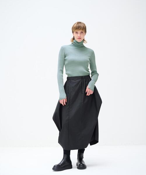 LANVIN en Bleu（ランバンオンブルー）の「アシンメドレープゴムスカート（スカート・レディース・カーキ/ブラック・38/36）」の4枚目の写真