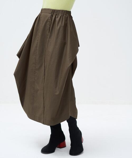 LANVIN en Bleu（ランバンオンブルー）の「アシンメドレープゴムスカート（スカート・レディース・カーキ/ブラック・38/36）」の9枚目の写真