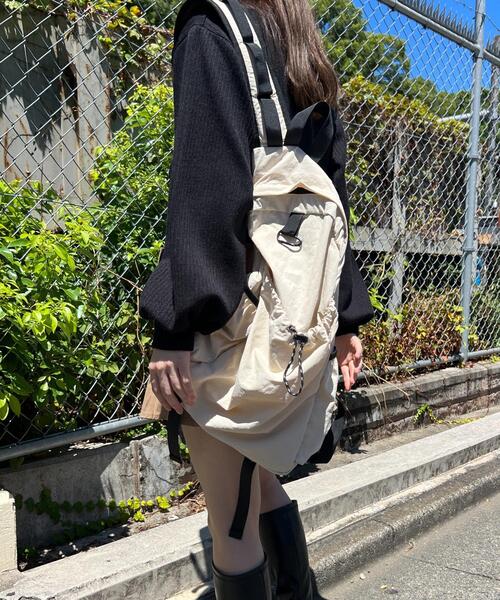 WC（ダブル シー）の「ナイロンバックパック（バックパック/リュック・レディース・ベージュ/ブラック・FREE）」の11枚目の写真