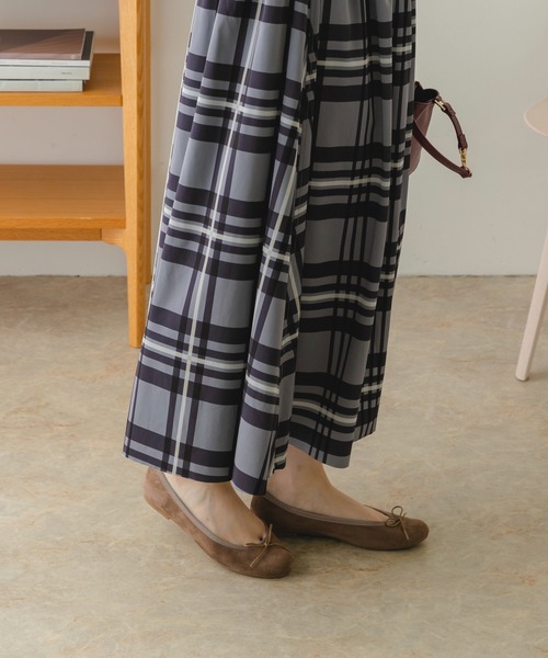 RODE SKO(ロデスコ)の「『MADE IN JAPAN』スエード調ベーシックバレエ(バレエシューズ・レディース・アニマル/ブラック/ベージュ系その他/レッド・37/38/39/35/36/37.5/38.5/36.5)」の17枚目の写真