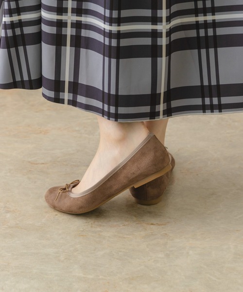 RODE SKO(ロデスコ)の「『MADE IN JAPAN』スエード調ベーシックバレエ(バレエシューズ・レディース・アニマル/ブラック/ベージュ系その他/レッド・37/38/39/35/36/37.5/38.5/36.5)」の14枚目の写真