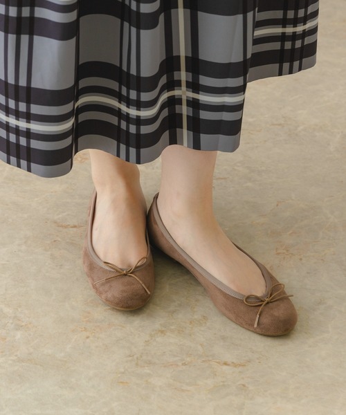 RODE SKO(ロデスコ)の「『MADE IN JAPAN』スエード調ベーシックバレエ(バレエシューズ・レディース・アニマル/ブラック/ベージュ系その他/レッド・37/38/39/35/36/37.5/38.5/36.5)」の12枚目の写真