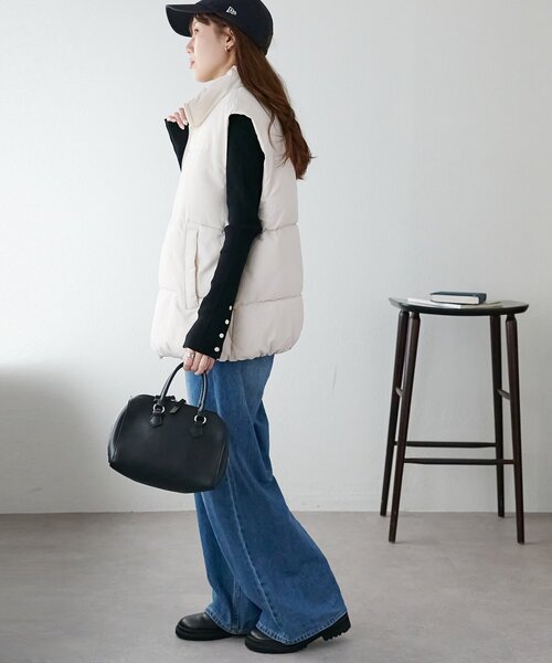 DISCOAT（ディスコート）の「【リバイバル/WEB限定】スタンドカラーフェイクダウンベスト（ベスト・レディース・アイボリー/ブラック/ライトベージュ・FREE）」の8枚目の写真